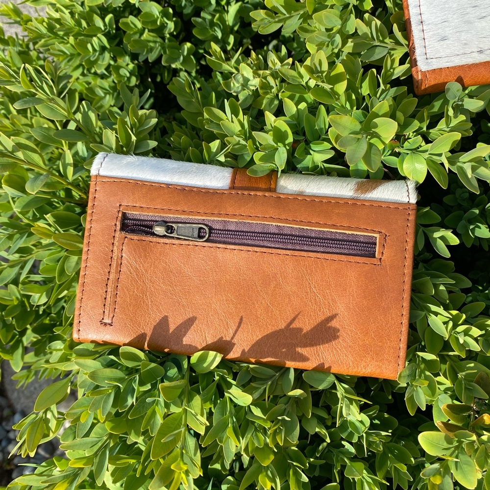 Cowhide Wallets - Picture 2 of 3
